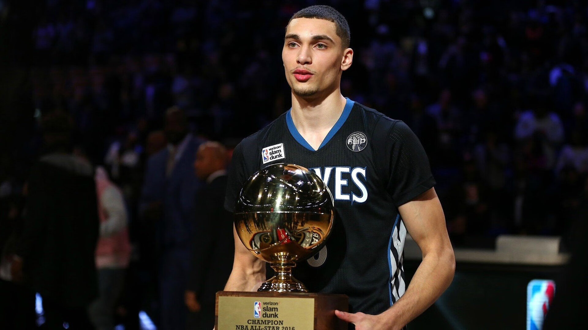 杨瀚森场均贡献全面攻防俱佳表现抢眼，杨瀚森 篮球